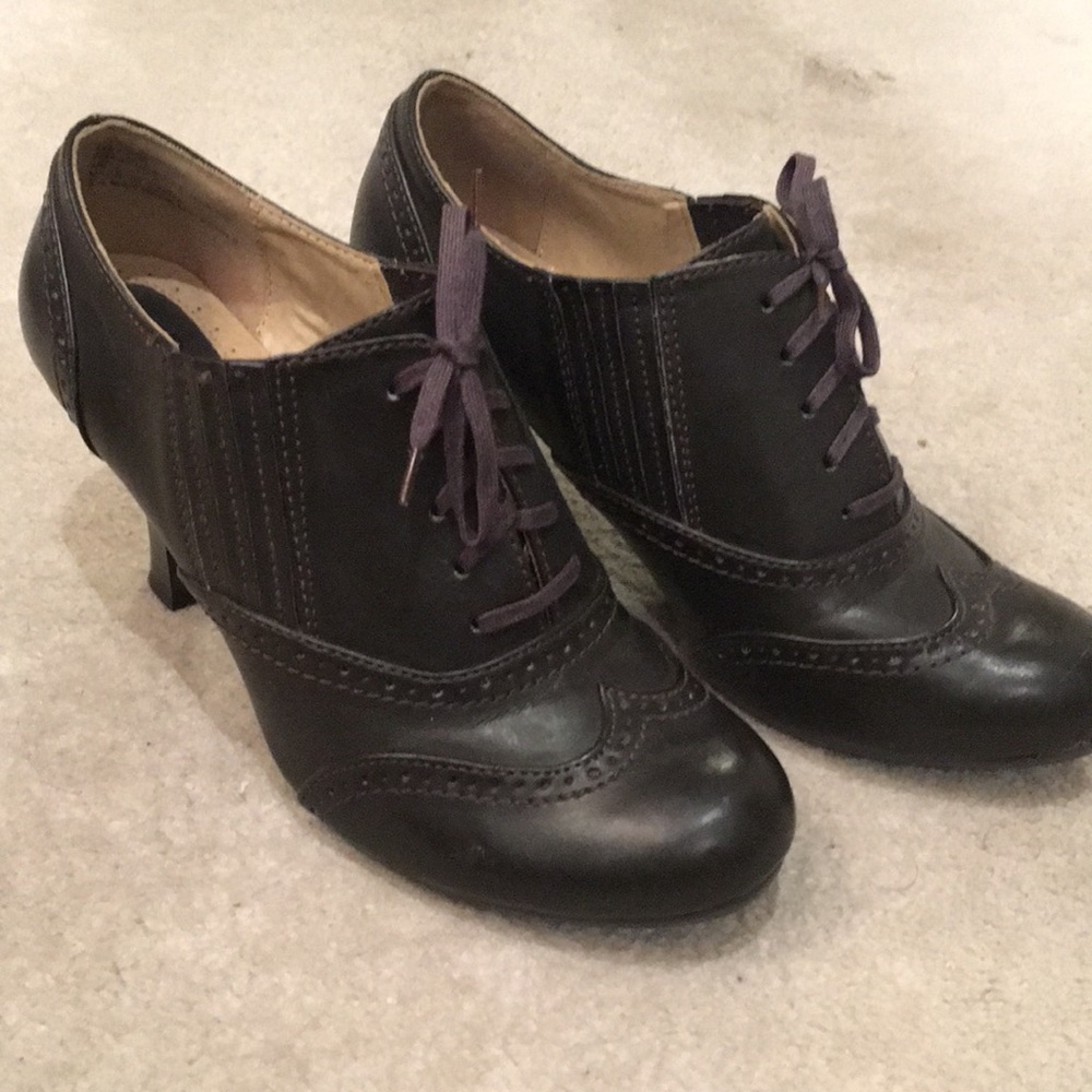 Dark brown heeled oxfords